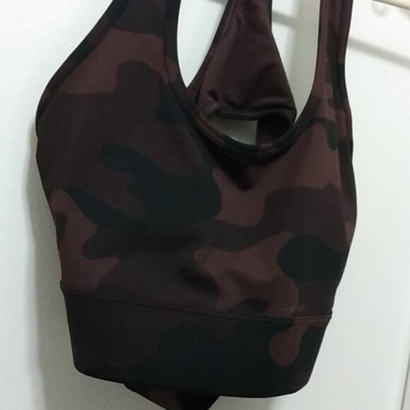 ❤️NEW, GAP Camo Sports Bra - Picture 4 of 12